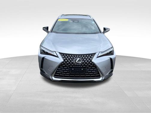 Iridium 2025 Lexus UX 300h 300H
