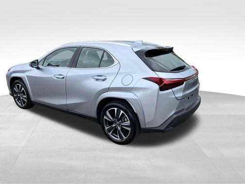 Iridium 2025 Lexus UX 300h 300H
