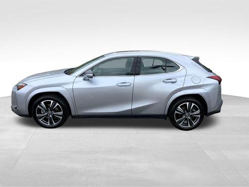 Iridium 2025 Lexus UX 300h 300H