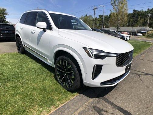 2025 Volvo XC90 B6 Ultra