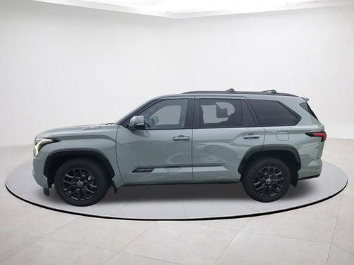 2024 Toyota Sequoia