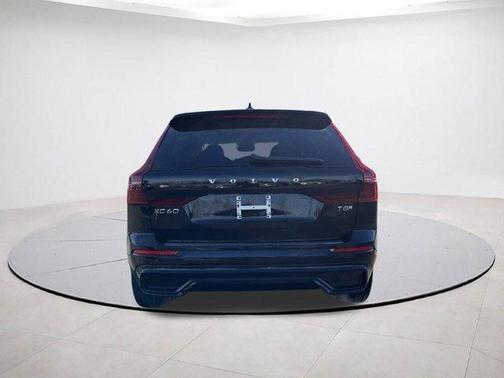 2026 Volvo XC60 Plug-In Hybrid T8 Ultra