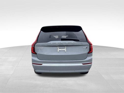 2026 Volvo XC90 B6 Ultra 7-Seater