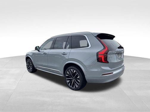 2026 Volvo XC90 B6 Ultra 7-Seater