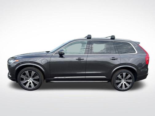 Platinum Gray Metallic 2024 Volvo XC90 Recharge Plug-In Hybrid T8 Ultimate Bright Theme 7-Seater