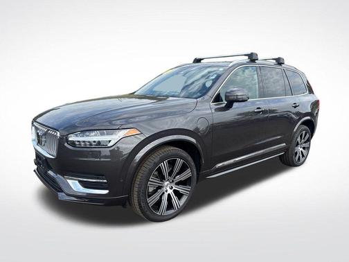 Platinum Gray Metallic 2024 Volvo XC90 Recharge Plug-In Hybrid T8 Ultimate Bright Theme 7-Seater
