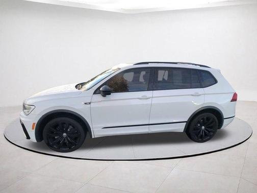 2021 Volkswagen Tiguan 2.0T SE R-Line Black