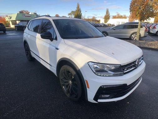 2021 Volkswagen Tiguan 2.0T SE R-Line Black