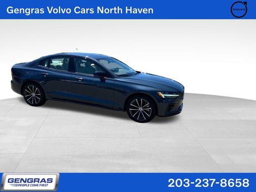 Denim Blue Metallic 2025 Volvo S60 Plug-In Hybrid T8 Plus