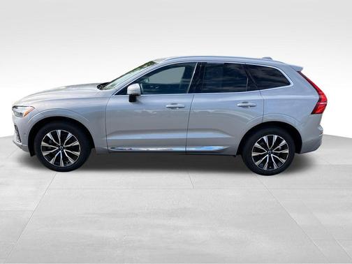 Silver 2023 Volvo XC60 B5 Plus Bright Theme