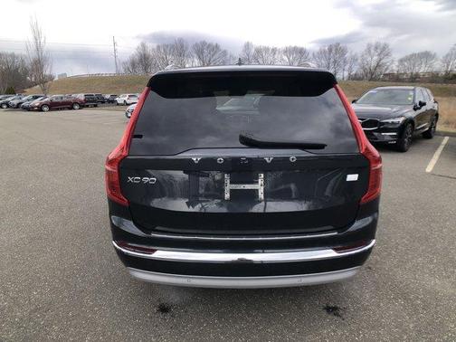 2022 Volvo XC90 Recharge Plug-In Hybrid T8 Inscription Extended Range 6P