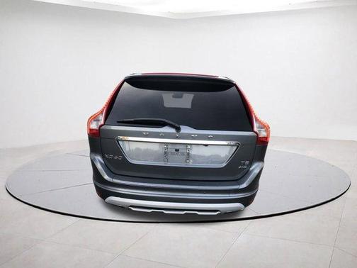 2017 Volvo XC60 T5 Dynamic