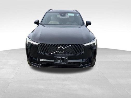 2026 Volvo XC90 B6 Ultra Dark Theme 6-Seater