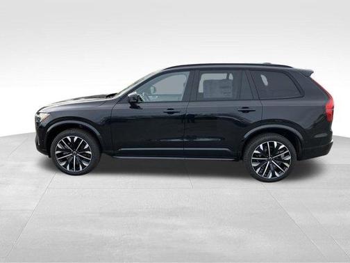 2026 Volvo XC90 B6 Ultra Dark Theme 6-Seater