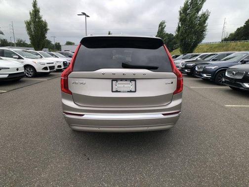 2023 Volvo XC90 B6 Plus 7-Seater