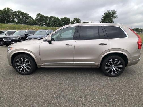 2023 Volvo XC90 B6 Plus 7-Seater