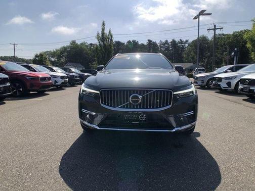 2022 Volvo XC60 B5 Inscription