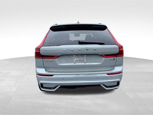 Gray Metallic 2026 Volvo XC60 B5 Plus