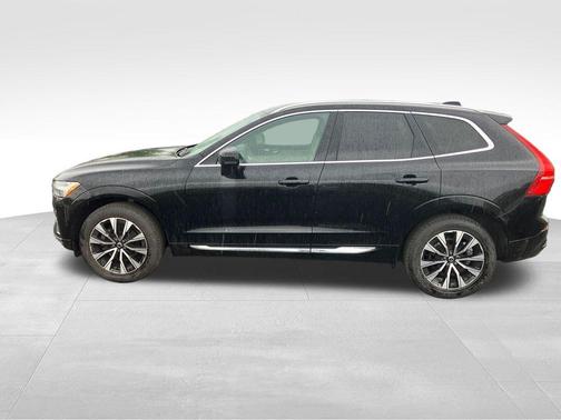 Black Stone 2023 Volvo XC60 B5 Plus Bright Theme