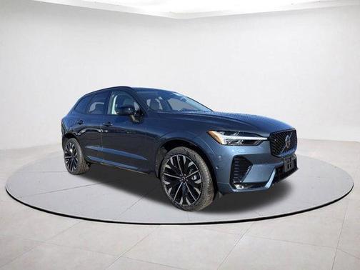 2026 Volvo XC60 B5 Ultra