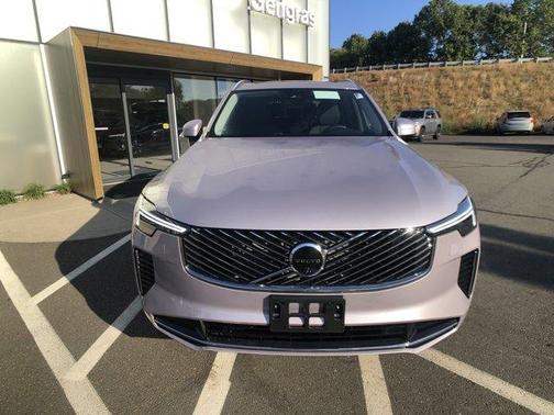 2026 Volvo XC90 B5 Plus 7-Seater