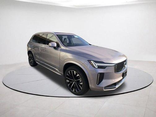 2026 Volvo XC90 B5 Plus 7-Seater
