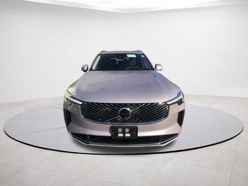 2026 Volvo XC90 B5 Plus 7-Seater