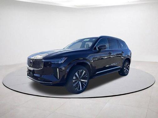 2026 Volvo XC90 B5 Core