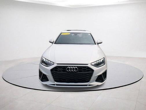 2024 Audi A4 45 S line quattro Premium