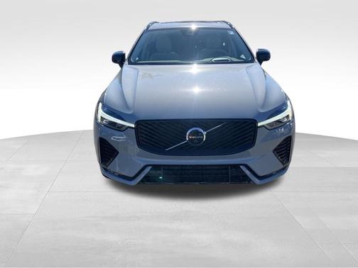 Gray Metallic 2026 Volvo XC60 B5 Ultra