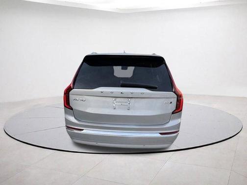 2025 Volvo XC90 B6 Plus 7-Seater