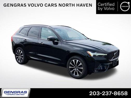 Onyx Black Metallic 2023 Volvo XC60 B5 Plus Dark Theme