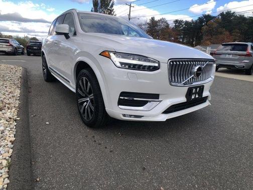2024 Volvo XC90 B5 Core Bright Theme