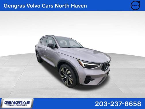 2026 Volvo XC40 B5 Ultra