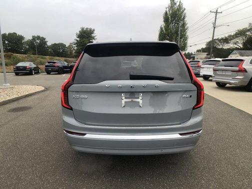 2026 Volvo XC90 B6 Plus 7-Seater