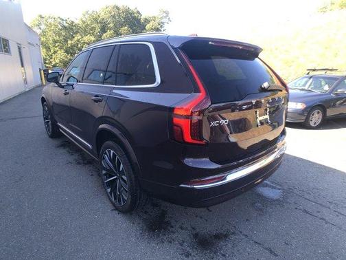 2026 Volvo XC90 B5 Plus 6-Seater