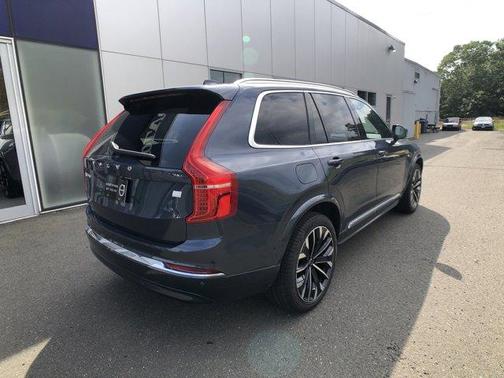 2024 Volvo XC90 Recharge Plug-In Hybrid T8 Ultimate Bright Theme 7-Seater