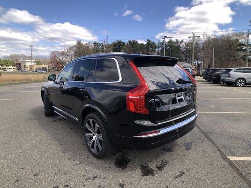 2024 Volvo XC90 B6 Plus Bright Theme 7-Seater