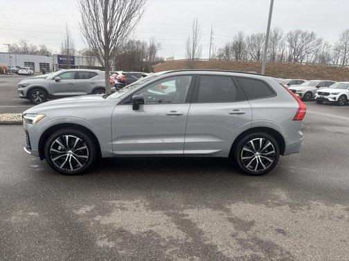 2025 Volvo XC60 B5 Plus