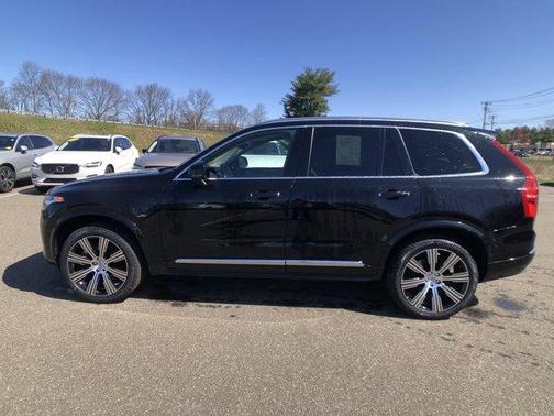 2022 Volvo XC90 Recharge Plug-In Hybrid T8 Inscription Extended Range 6P