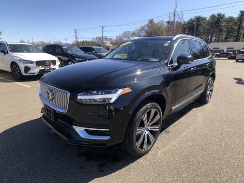 2022 Volvo XC90 Recharge Plug-In Hybrid T8 Inscription Extended Range 6P