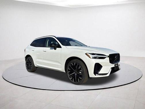 2026 Volvo XC60 B5 Ultra