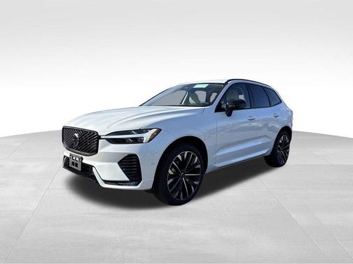 2026 Volvo XC60 B5 Ultra