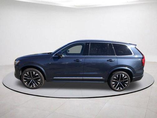2025 Volvo XC90 PLUS