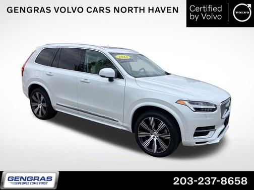Crystal White Metallic 2023 Volvo XC90 Recharge Plug-In Hybrid T8 Plus Bright Theme 7 Passenger
