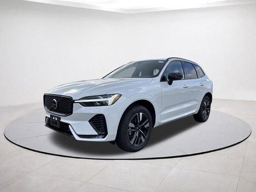 2026 Volvo XC60 B5 Core