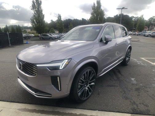 2026 Volvo XC90 B6 Plus 7-Seater
