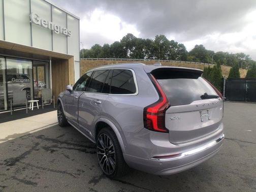 2026 Volvo XC90 B6 Plus 7-Seater
