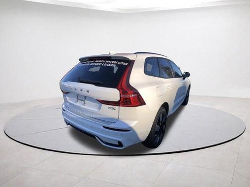 2025 Volvo XC60 Plug-In Hybrid T8 Plus