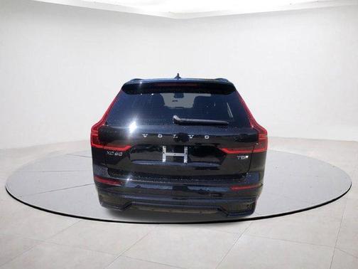 2026 Volvo XC60 Plug-In Hybrid T8 Ultra
